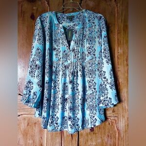 Brand New With Tags Style & Co. Pintucked Summer Top Blue&White w/Black Pattern